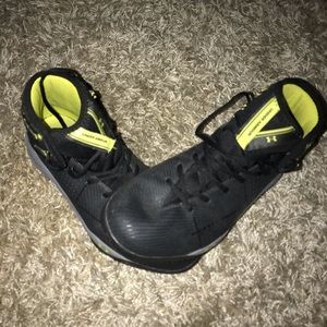 Under amour basketball shoes